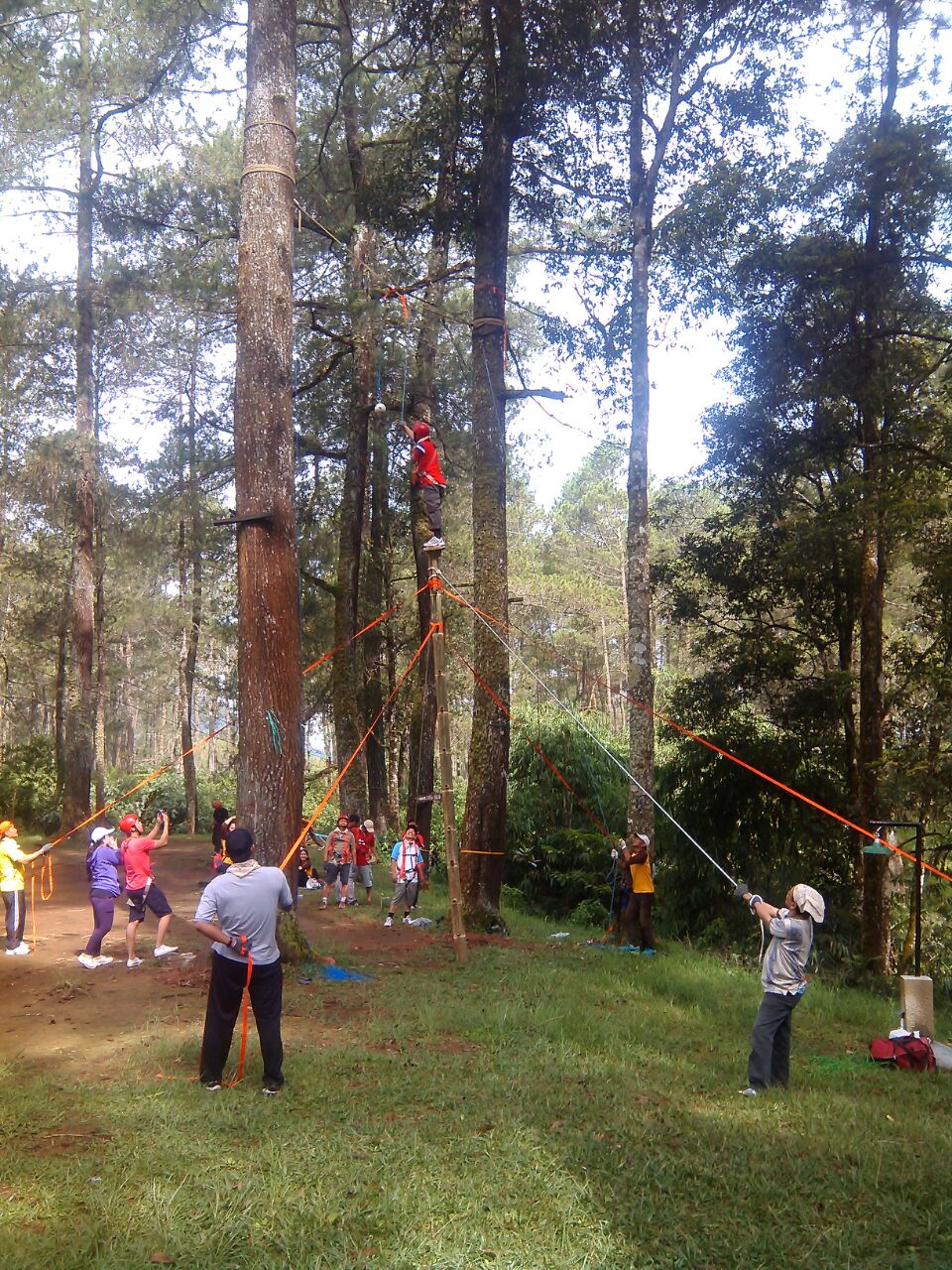 https://www.dpa-adventure.com/wp-content/uploads/2015/03/Outbound-Training-Bogor.jpg